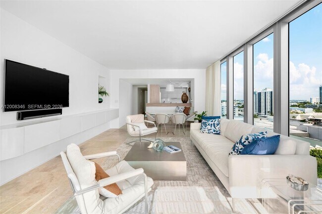 Foto del edificio - 6799 Collins Ave