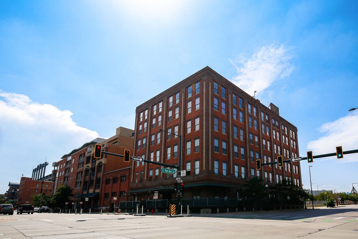 Rustic Charm in the Heart of Downtown Denv... - Rustic Charm in the Heart of Downtown Denv...
