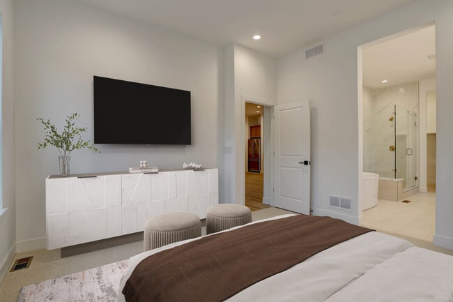 Building Photo - 7185 S Youngfield Wy