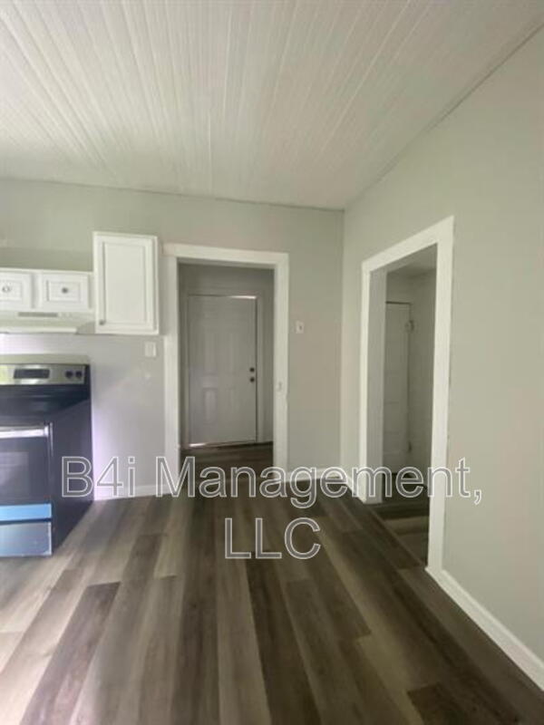 Foto del edificio - 2235 Irwinton Rd