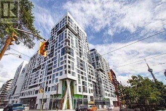 Building Photo - 27 Bathurst St