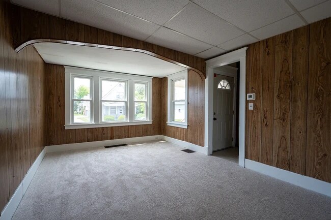 Foto del edificio - 15 Andrews Ave