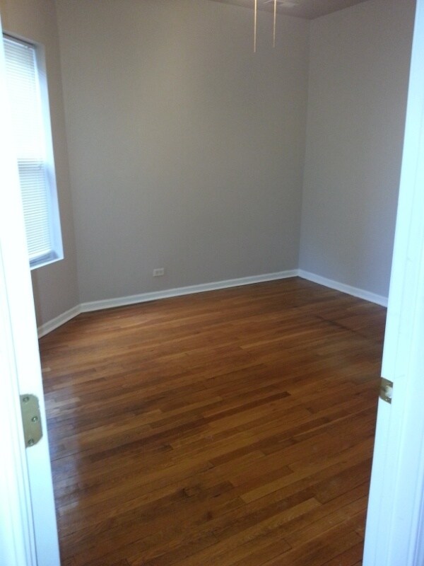 Foto del edificio - 6132 S Ingleside Ave