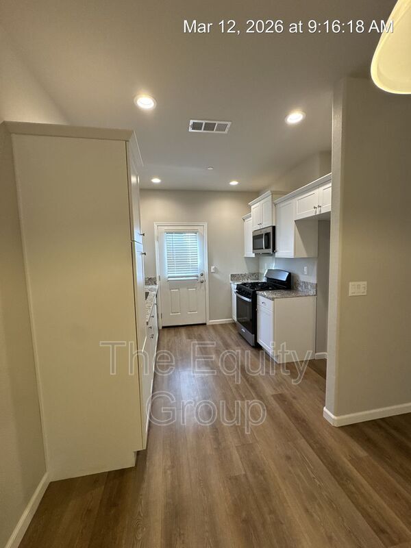 Foto del edificio - 405 S Summit St