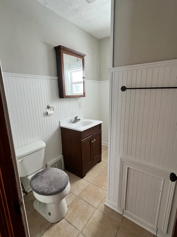 Building Photo - 101 W Palmer Ave