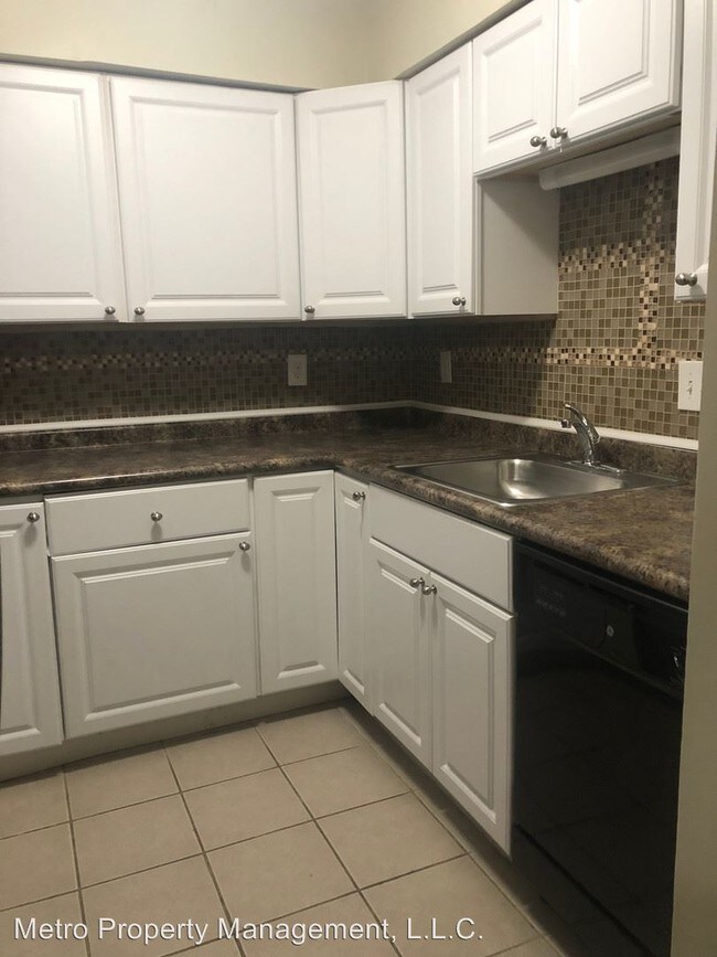 Foto del edificio - 7116 Longstreet Dr