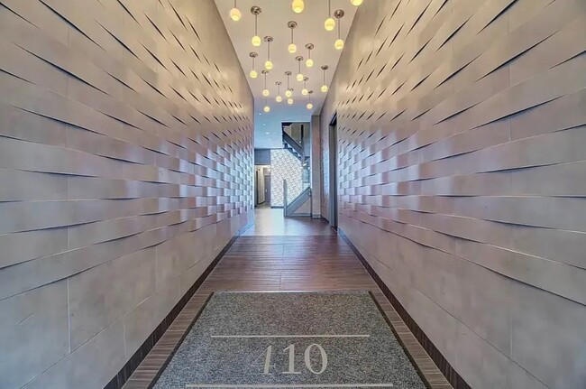 Foto del edificio - 410 E 13th St