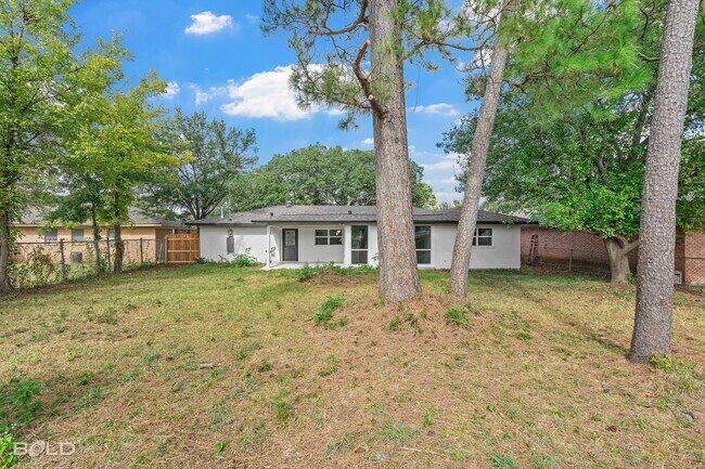 Foto del edificio - Check Out this 3 bed 2 bath in Bossier