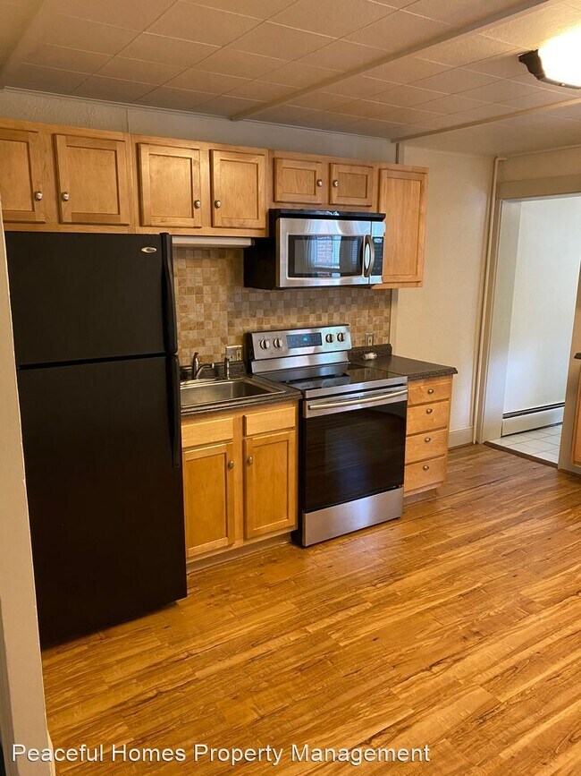 Foto del edificio - 2 br, 1 bath House - 517 Third St