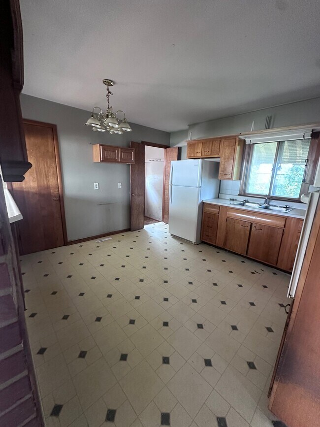 Foto del edificio - 4906 N 61st St