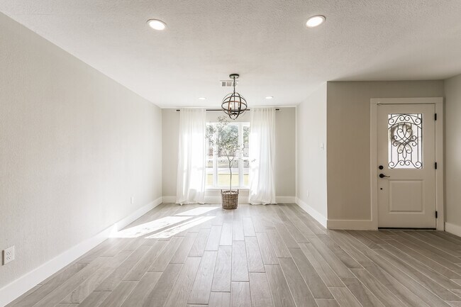 Dining Room - 12202 Chimney Rock Rd