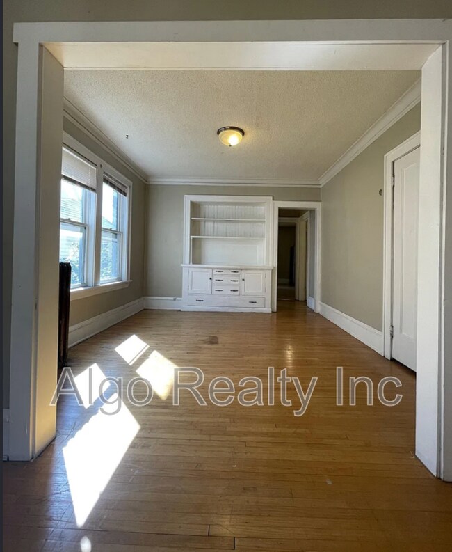 Foto del edificio - 3340 Stevens Ave