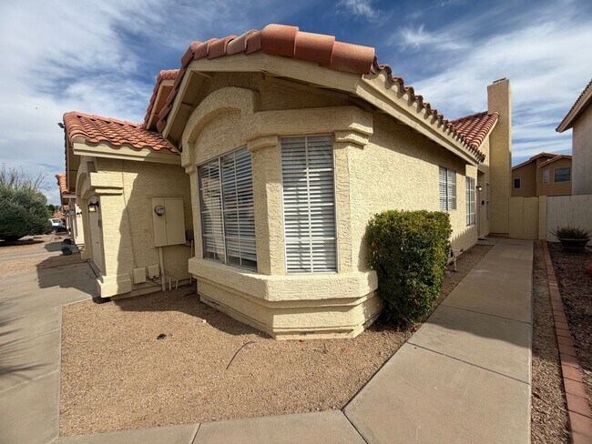 Foto del edificio - 3bed 2 bath Arrowhead Ranch Home
