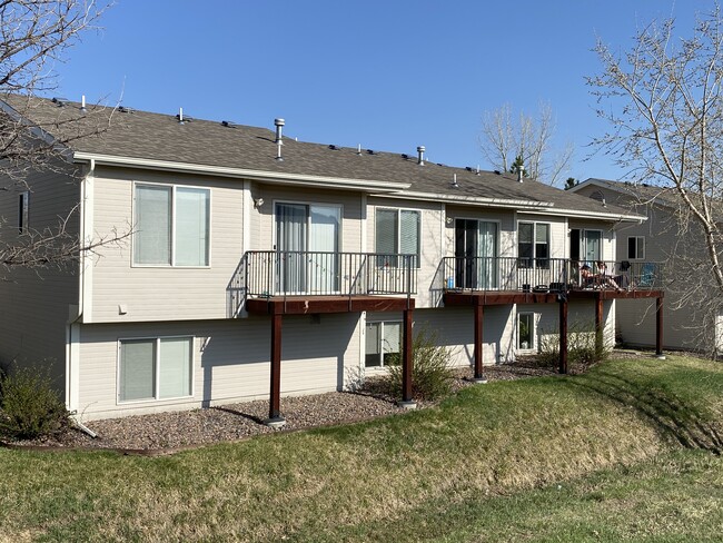 Building Photo - Glenmoor Townhomes