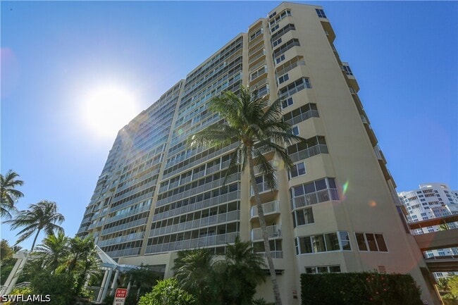 Foto del edificio - 4041 Gulf Shore Blvd N
