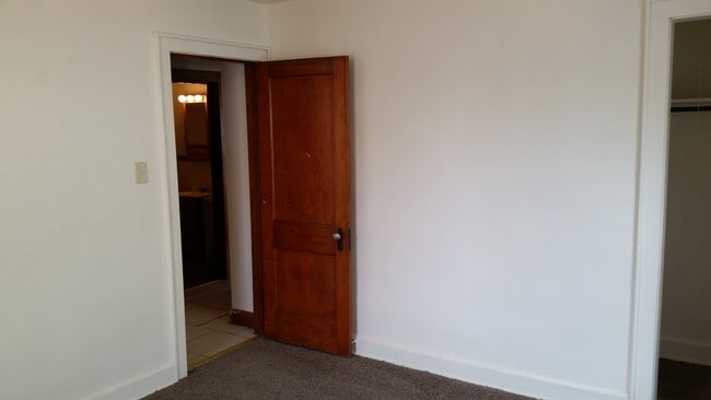 North Bedroom - 249 Healy Ave