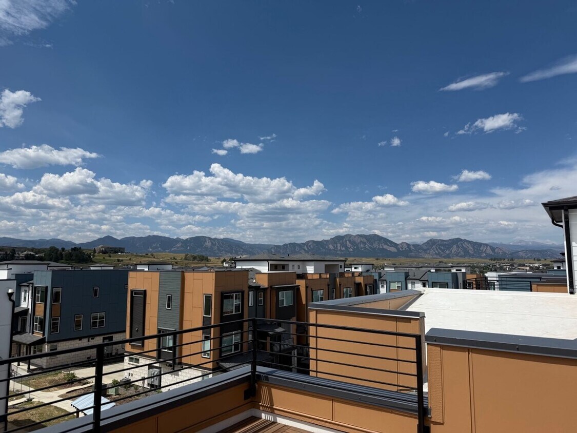 Foto principal - 825 Josephine Wy