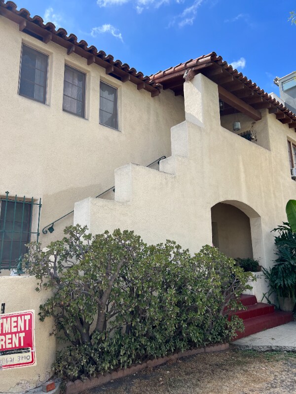 Foto principal - 8400 Blackburn Ave