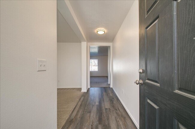 Foto del edificio - Newer Construction Two Story Home in Meridian