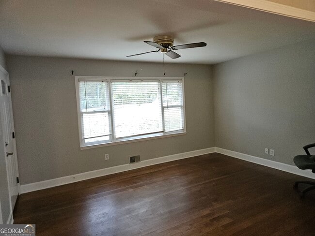 Foto del edificio - 2695 Sandtown Rd SW