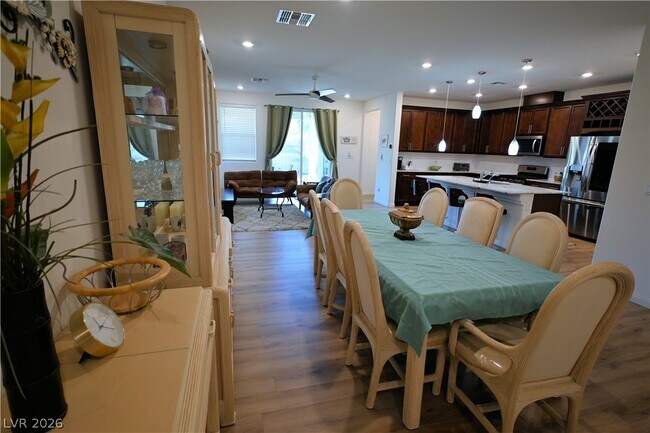 Building Photo - 7511 Mojave Wind Ave