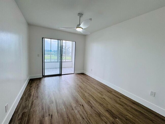 Foto del edificio - 4046 Hythe A