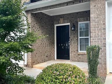 Foto del edificio - 1915 Fleming Rd