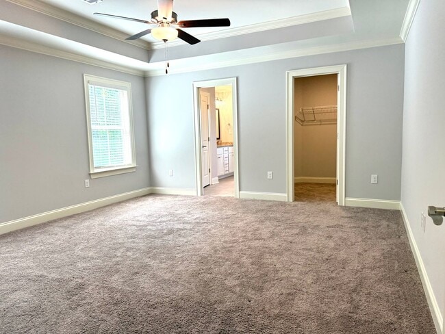 Building Photo - Wonderful 4 bedroom home