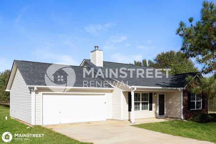 Primary Photo - 104 Saint Luke Dr, Williamson, GA 30292