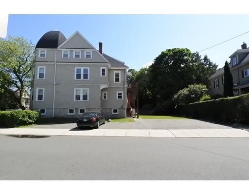 Primary Photo - 448 Pleasant St