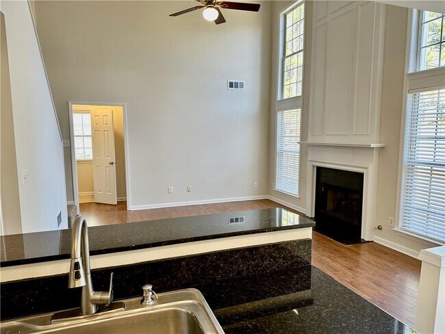 Foto del edificio - 725 Soneley Ct