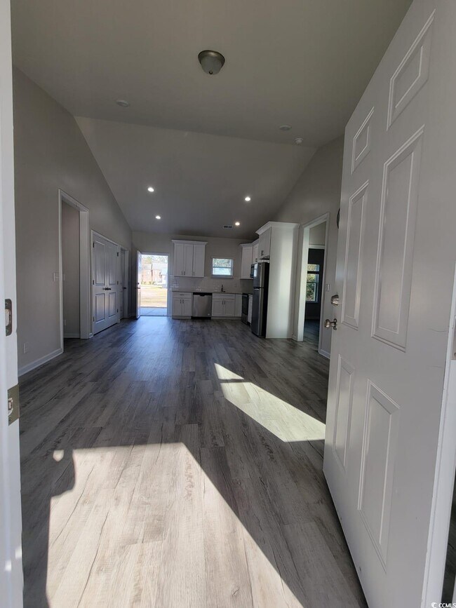 Foto del edificio - 4967 Lyons Ln