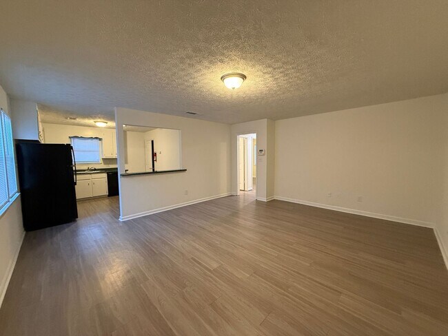 Photo - 1091/1093 Cantrell Ln Apartment