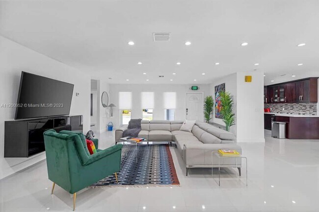 Building Photo - 934 Nautilus Isle