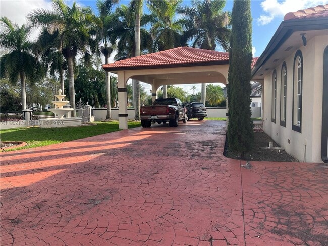 Foto del edificio - 450 NW 130th Ave