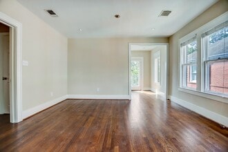 Building Photo - 2510 Kingston St