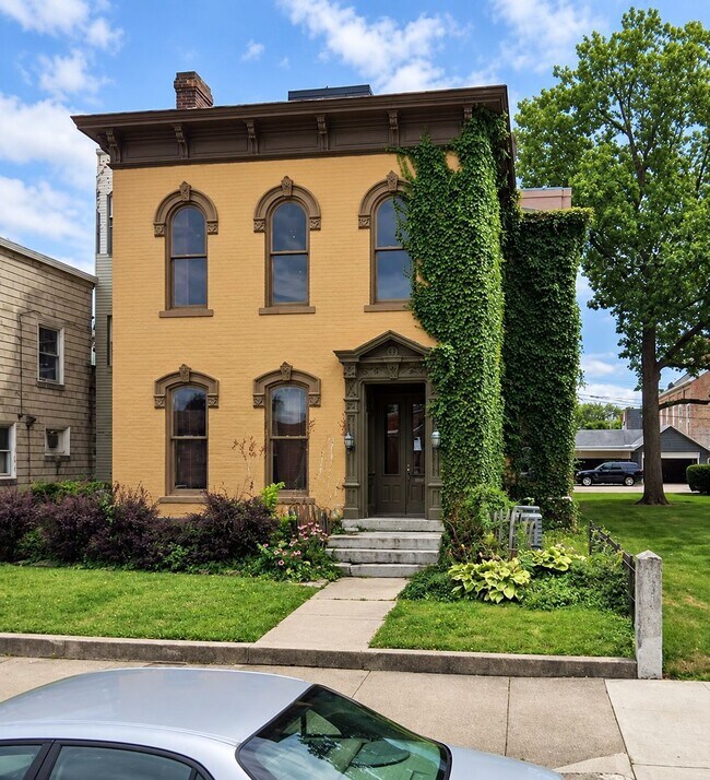 Building Photo - 408 N Wayne St