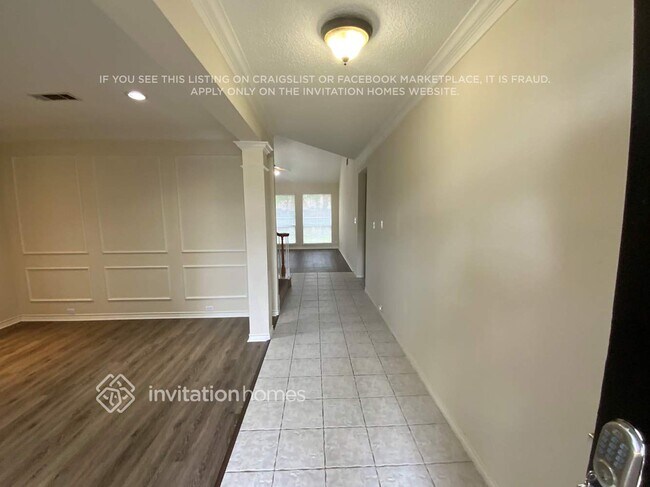 Building Photo - 6120 Pinwood Cir