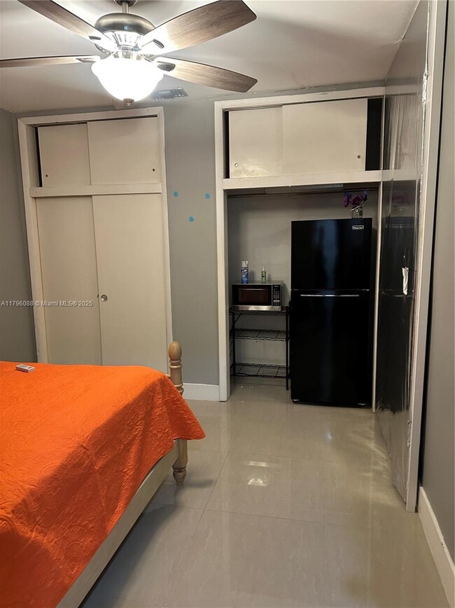 Foto del edificio - 845 S Highland Dr