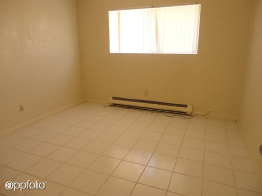 Building Photo - 110 S Jaye St
