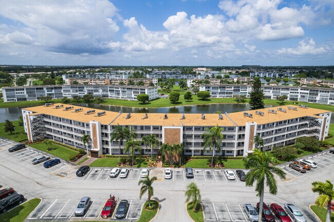 Foto del edificio - 1031 Hythe B