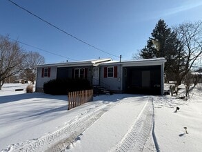 Building Photo - 714 Crittenden Dr