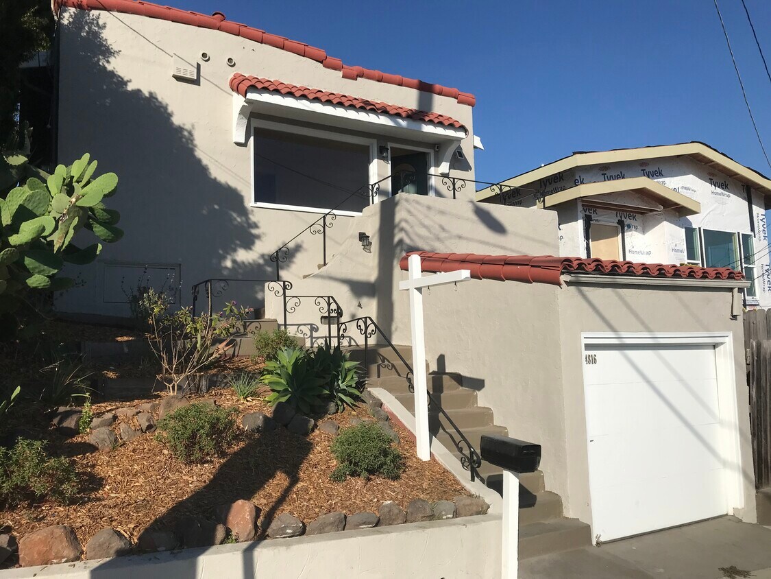 Front of house - 4816 Gordon St