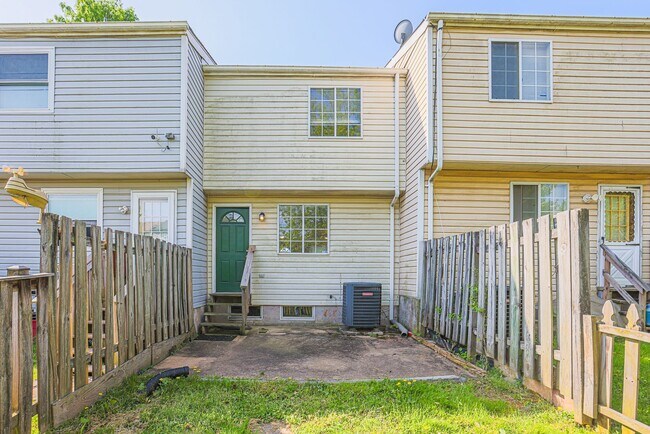 Foto del edificio - 2509 Merrick Ct