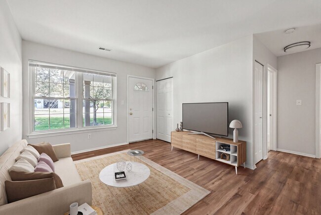 Foto del edificio - Plymouth Gardens Apartments
