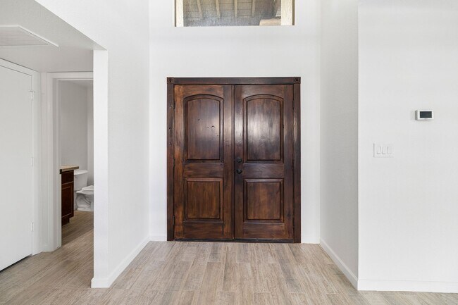 Foto del edificio - Luxury Living in the Heart of McCormick Ranch!