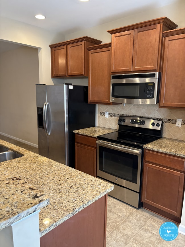 Building Photo - 3605 Landshire View Lane