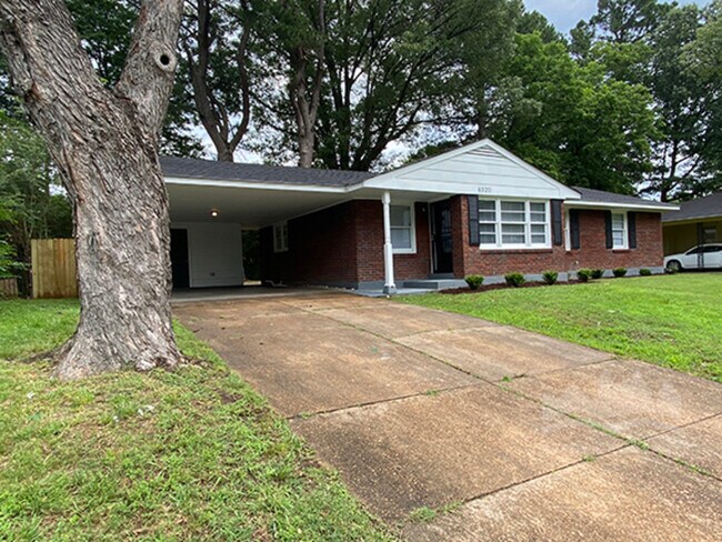 Building Photo - 4020 Graceland Dr
