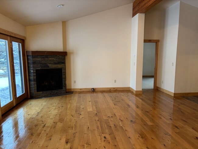 Foto del edificio - 3355 E Horse Creek Rd