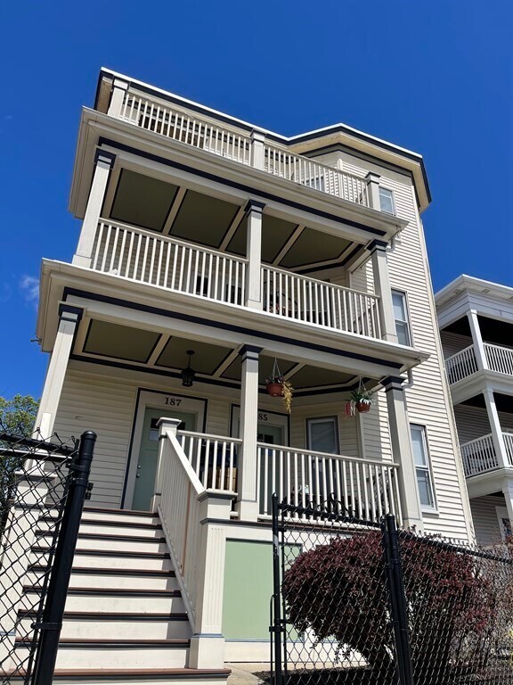 Primary Photo - 187 Minot St